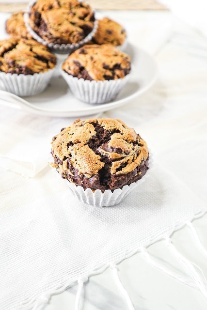 Peanut Butter Chocolate Cupcakes 2