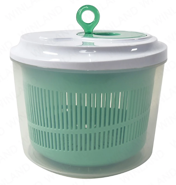 2.5 Liters Salad Spinner 1