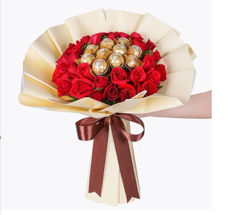 30 Red Roses and Ferrero 2