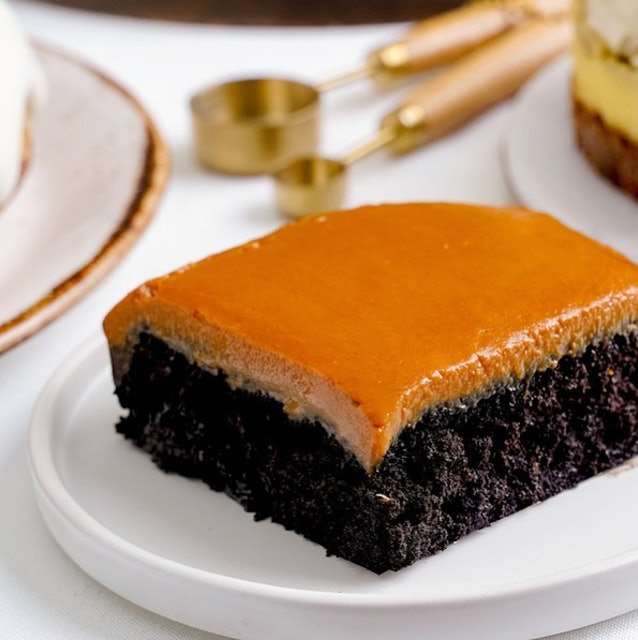Chocolate Caramel Cake 2