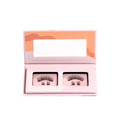 Magnetic Lashes in Paige