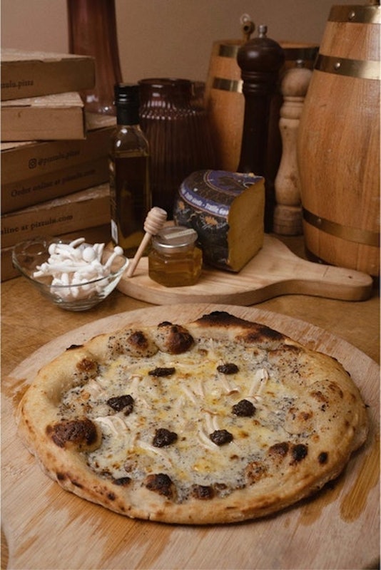 Black Truffle Mushroom Pizza 2