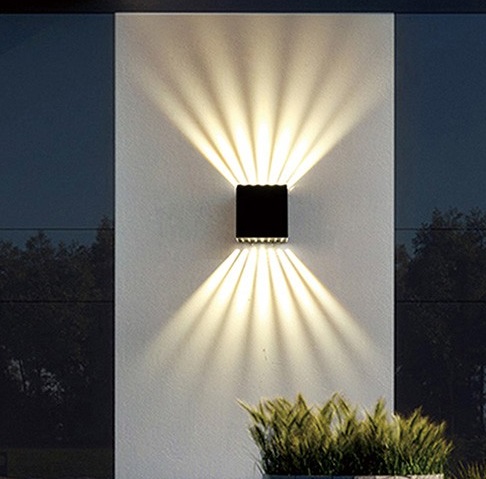 Modern Wall Sconce 1