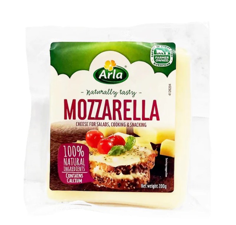 Natural Mozzarella Chunk 1