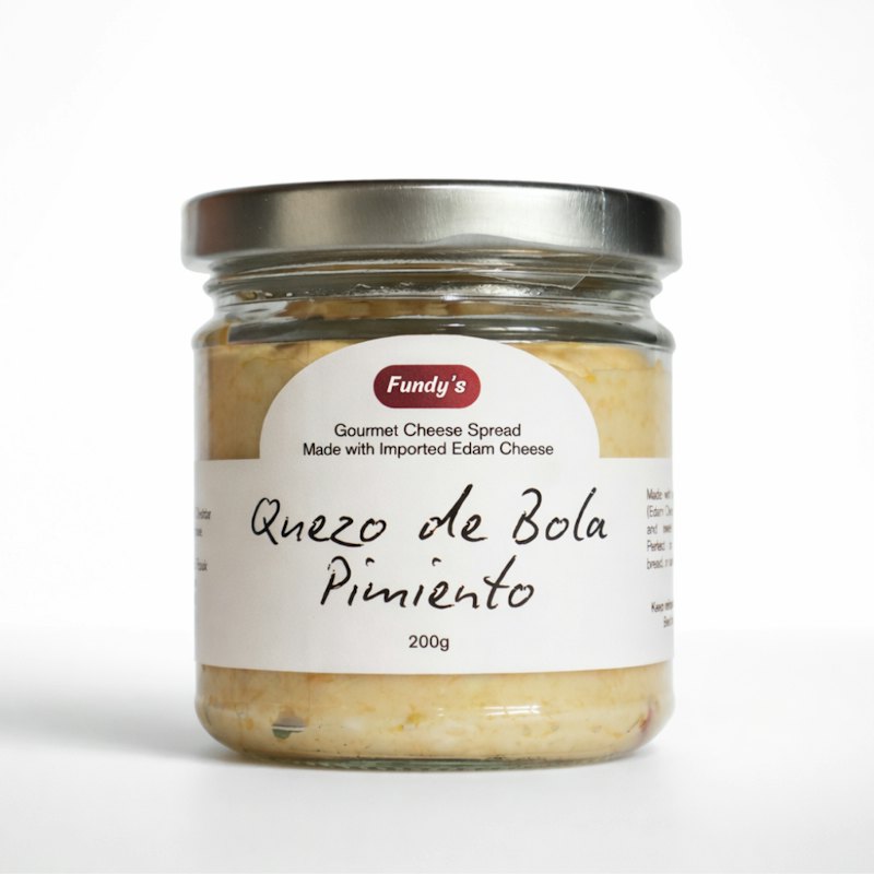 Quezo De Bola Pimiento Gourmet Cheese Spread 1