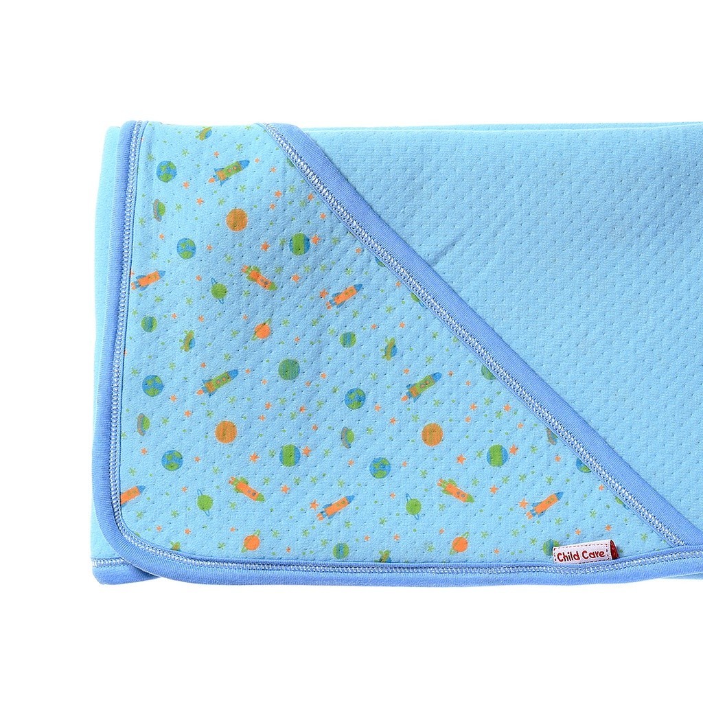 Hooded Blanket With Layered Fabric	 4