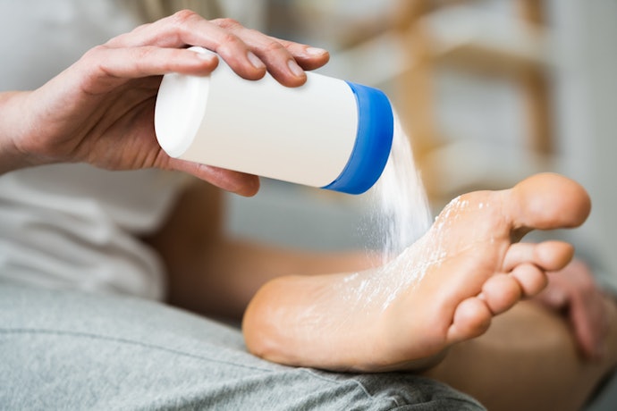 Choose Between Regular or Medicated Foot Powder