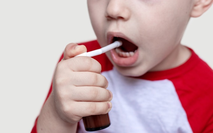 Avoid Harsh Ingredients Like Alcohol if You Have a Sensitive Mouth or Plan to Use the Spray Often