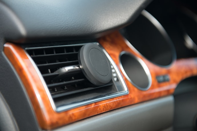 Check if the Phone Grip Has Another Function