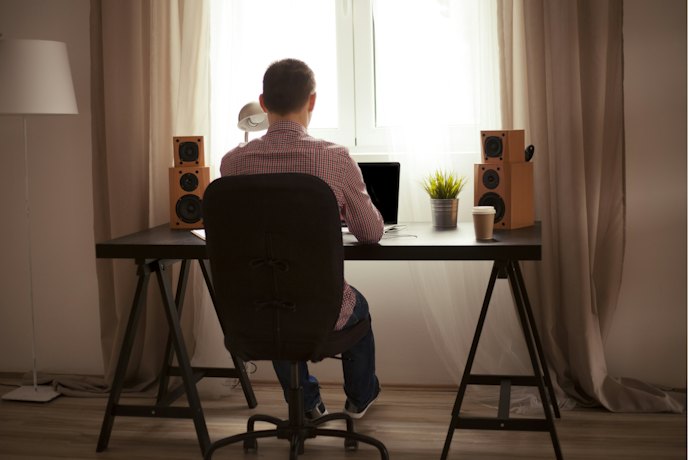 Prefer Speakers With 2 or More Drivers to Enjoy Fuller Sound