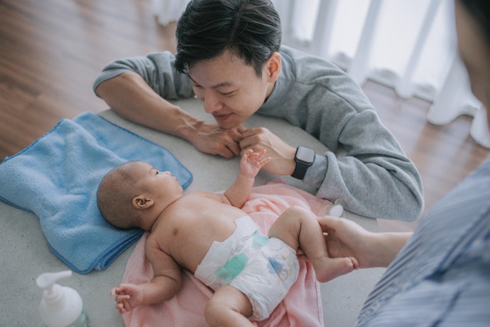 Check Diaper Size to Ensure Comfort and Prevent Leaks