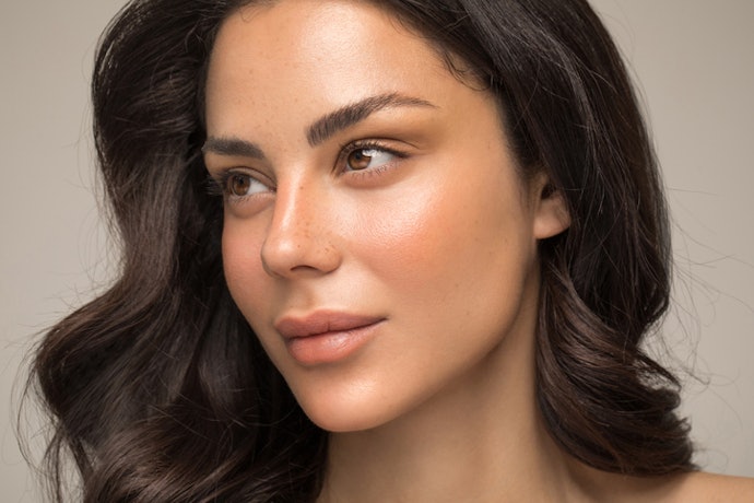 Check for Ingredients Like Panthenol and Peptides for Extra Nourishment