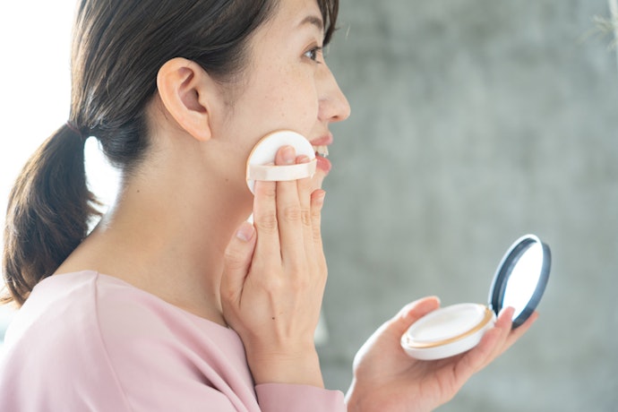 Select Non-Comedogenic and Acne-Safe Formulas to Prevent Breakouts