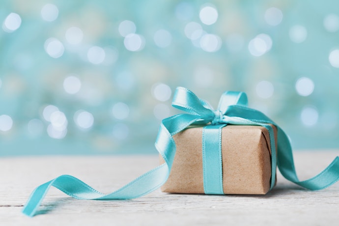 Opt for Personalized Designs Like Embroidered Blankets and Engraved Keepsakes for Visual Appeal