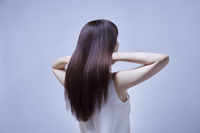 Avoid Ingredients Like Mineral Oil and Heavy Silicones for a Non-Greasy Finish