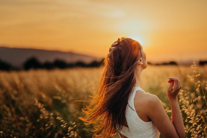 Look for Ingredients That Combat Foul Odor and Hair Damage