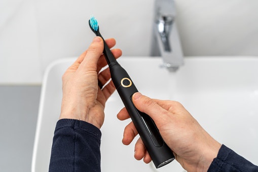 Keep Your Electric Toothbrush Safe From Dunks and Splashes by Checking Its IPX Rating
