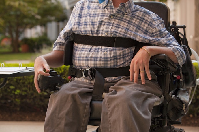Ensure There Are Safety Features Like Seat Belts, Anti-Tip Wheels, and Reliable Brakes