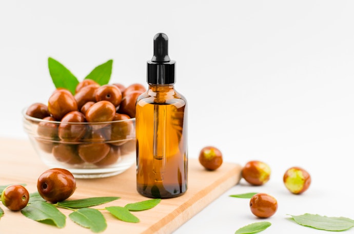 Choose 100% Pure, Cold-Pressed Jojoba Oils for Guaranteed Quality