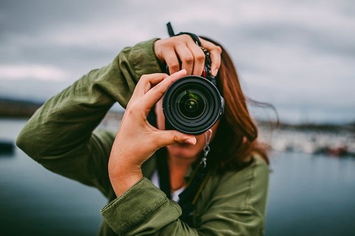 Opt for Optical Zoom (At Least 5×) With Image Stabilization for Clear Handheld Shots