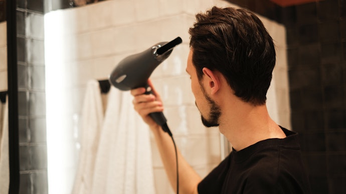 Choose Waxes With Oils or Vitamins to Nourish Hair and Scalp