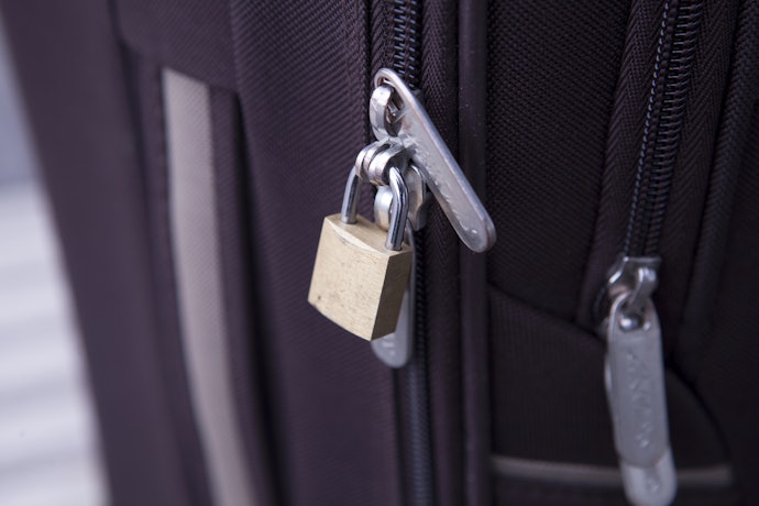 See if the Business Travel Bag Has Security Features
