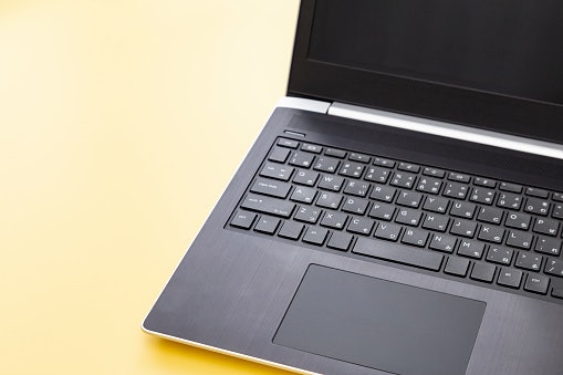 Opt for Laptop With an Aluminum or Reinforced ABS Plastic Body for Long-Term Use