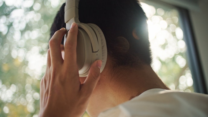 Consider Connectivity Options if You Often Switch Devices or Like Custom Audio
