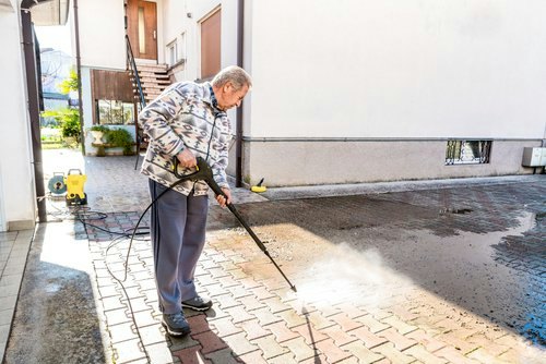 Check the PSI Based on What You’ll Clean, Then Compare GPM for Faster Cleaning