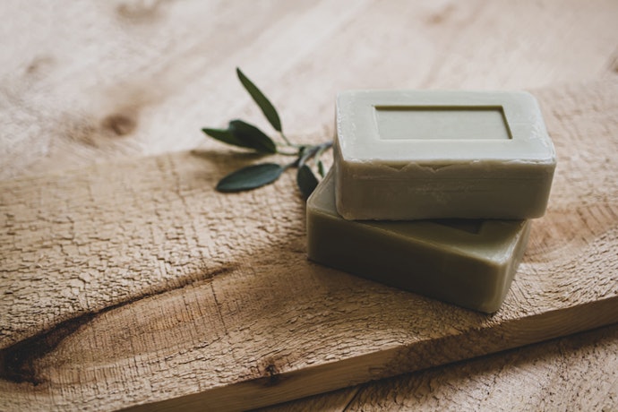 Go for Mild or Unscented Soaps for Long Carving Sessions