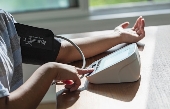 Choose Between a Wrist or Upper Arm Monitor Based on Your Lifestyle and Measurement Needs