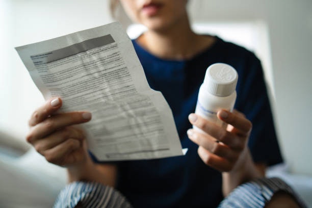 Consider Pain Relievers if Throat Itch Progresses to Pain or Swelling