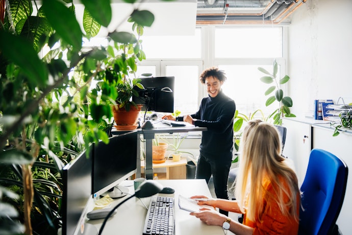 Pick a Height Range That Fits Your Body, Not Just the Electric Standing Desk's Default