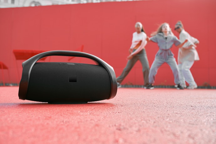 When Opting for Wireless Speakers, Check the Battery Life