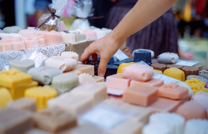 Go for Soaps With Mild Scents or Scent-Free Options to Minimize Irritation