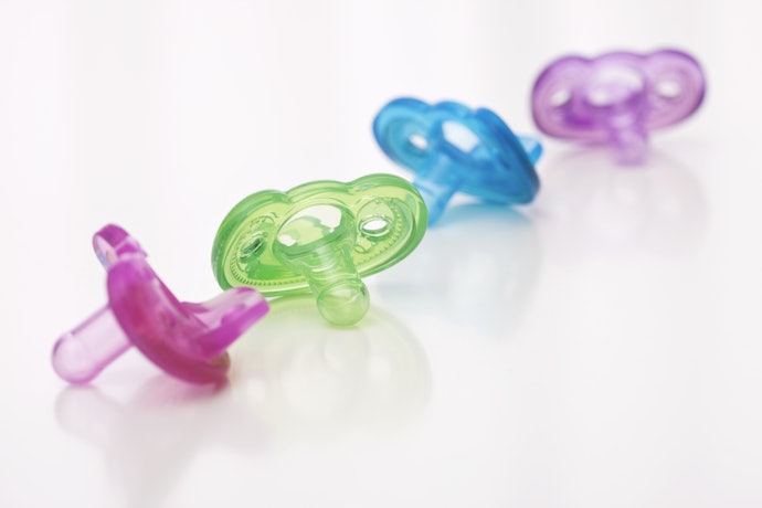 Select the Right Size of Nipple for Your Baby’s Age