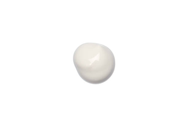 Opt for Oil-Free and Fragrance-Free Retinol Creams