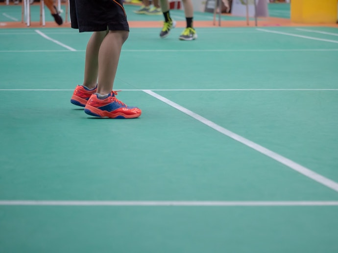 Look for Features That Support the Ankle and Sides of the Foot