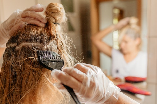 For Convenience, Get a Kit That Includes Both the Hair Bleach and Hair Developer