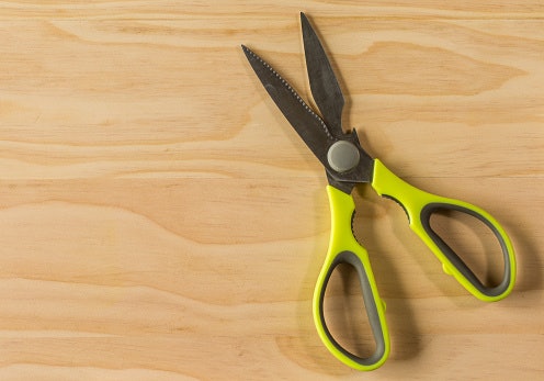 Opt for Serrated Blades That Can Be Taken Apart