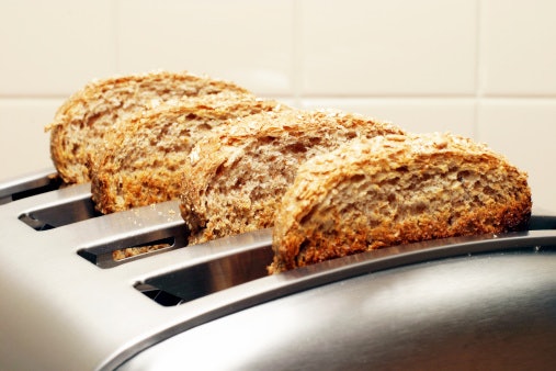 If You Want to Do More Than Just Toasting, Pick a Toaster With Different Settings