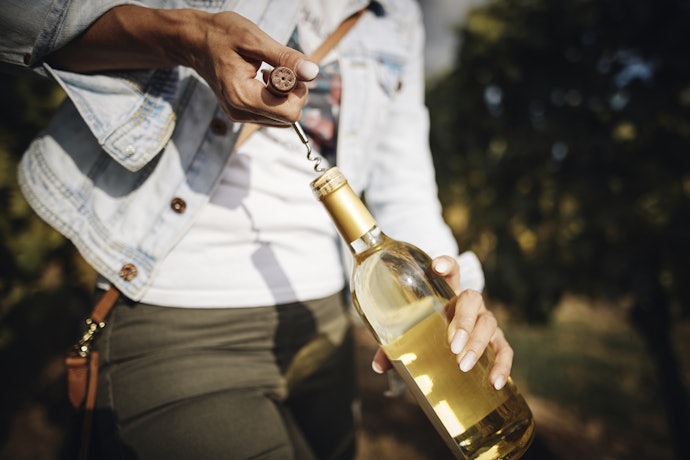 Storing White Wines: Be Careful of Air Exposure