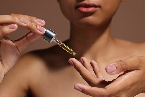 Look for a Multipurpose Formula Suitable for Face, Body, and Hair
