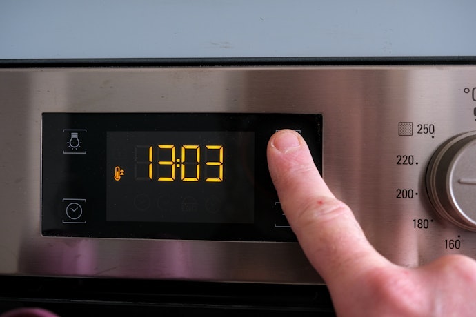 Opt for Ovens with Versatile Heating Modes for Flexibility