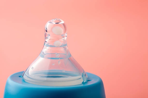 Start With Slow-Flow Rate Nipples, Then Transition to Medium-Flow as Your Baby Grows