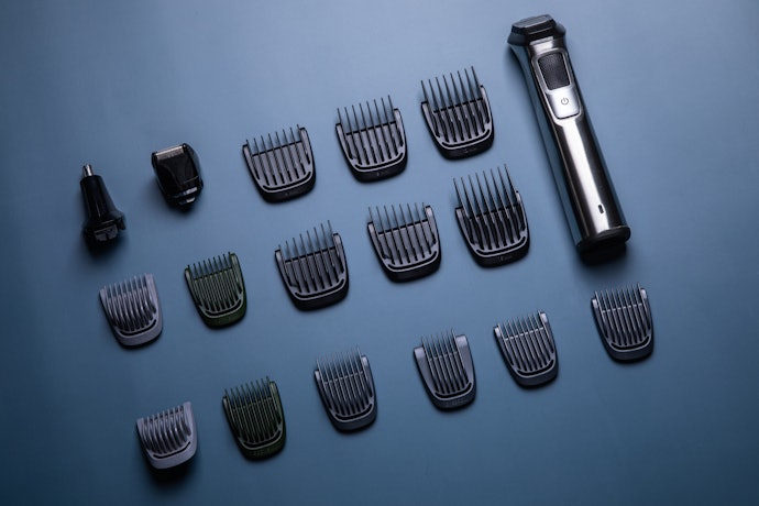 Opt for a Hair Clipper With Sufficient Guide Combs