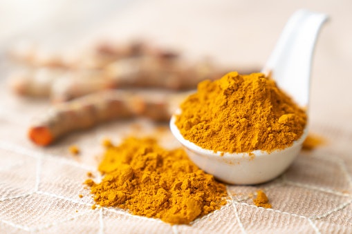 Monitor Your Turmeric Tolerance and Dosage: Go for Around 400 to 600mg