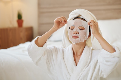 Avoid Face Masks With Harsh Alcohols, Fragrances, Oils, or Preservatives