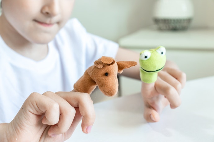 Choose Puppets With Expressive Faces and Bright Colors to Hold Children’s Attention