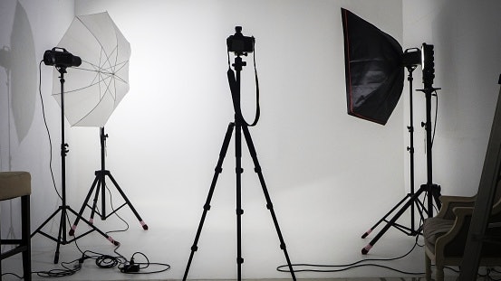 Consider the Locking Mechanism of the Tripod Legs